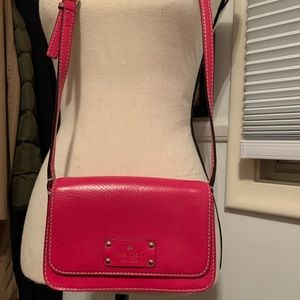 KATE SPADE CROSSBODY PURSE IN RENAISSANCE RED 8”x 5”.